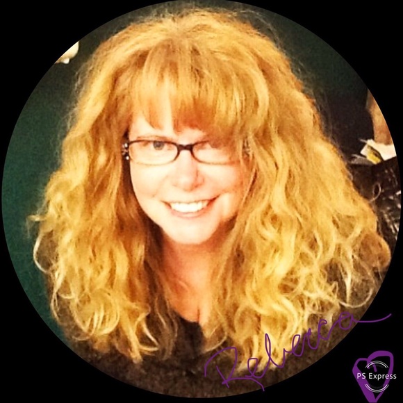 Meet your Posher, Rebecca - Picture 1 of 14